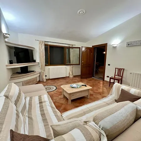 Olbia Mare Tatil Evi *